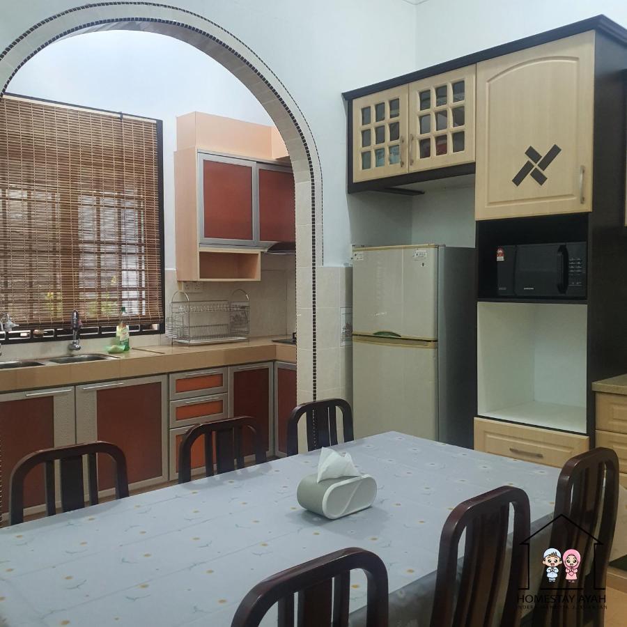 Homestay Ayah Kuantan Esterno foto
